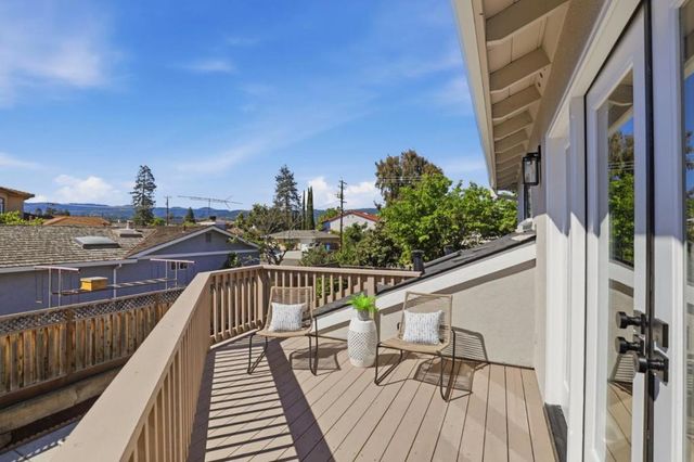 20730 Fargo Drive, Cupertino, CA 95014