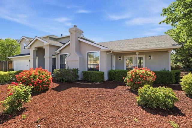 20730 Fargo Drive, Cupertino, CA 95014