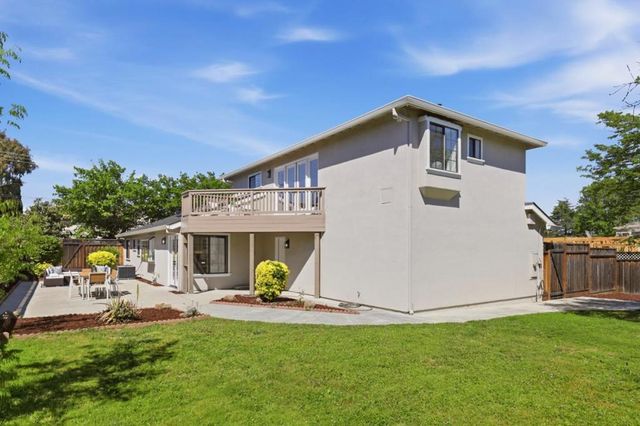 20730 Fargo Drive, Cupertino, CA 95014