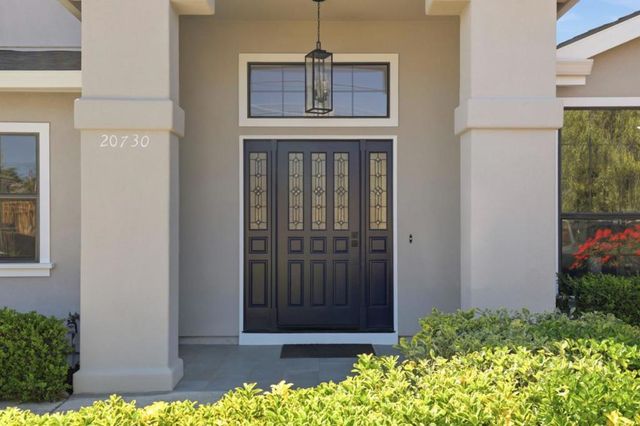 20730 Fargo Drive, Cupertino, CA 95014