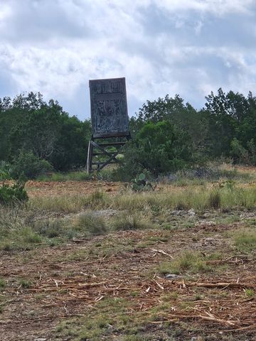 1000 J S Murry Ranch Rd, Carta Valley, TX 78840