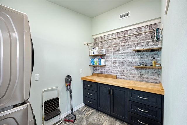 110 Ike Lane, Russellville, AR 72802