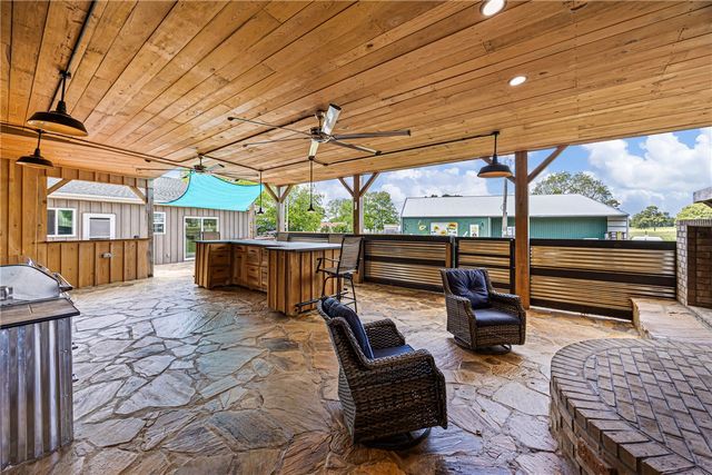 110 Ike Lane, Russellville, AR 72802