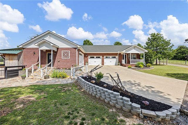 110 Ike Lane, Russellville, AR 72802