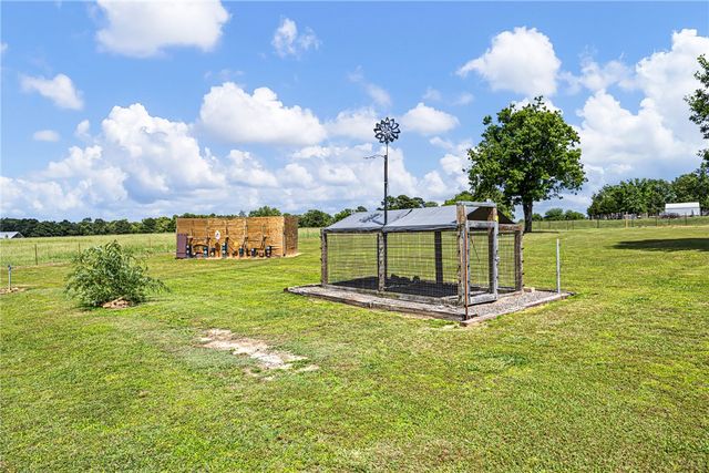 110 Ike Lane, Russellville, AR 72802