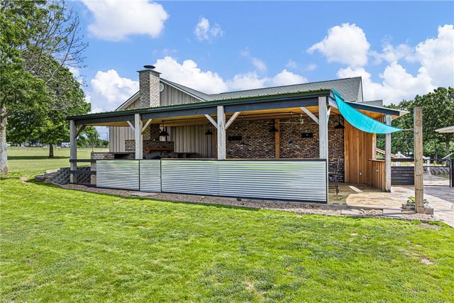 110 Ike Lane, Russellville, AR 72802