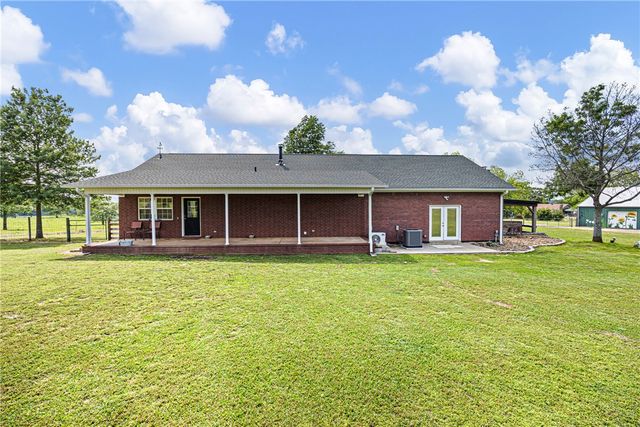 110 Ike Lane, Russellville, AR 72802