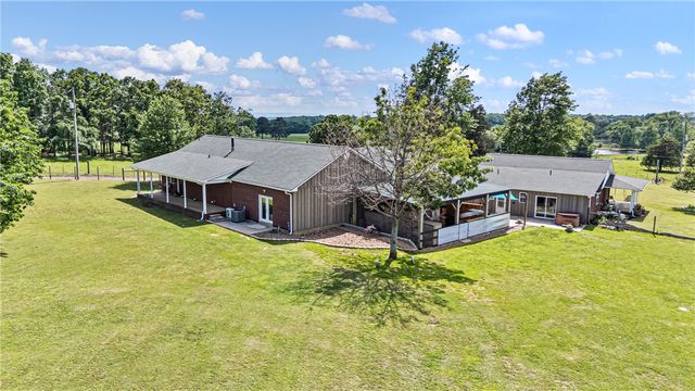 110 Ike Lane, Russellville, AR 72802