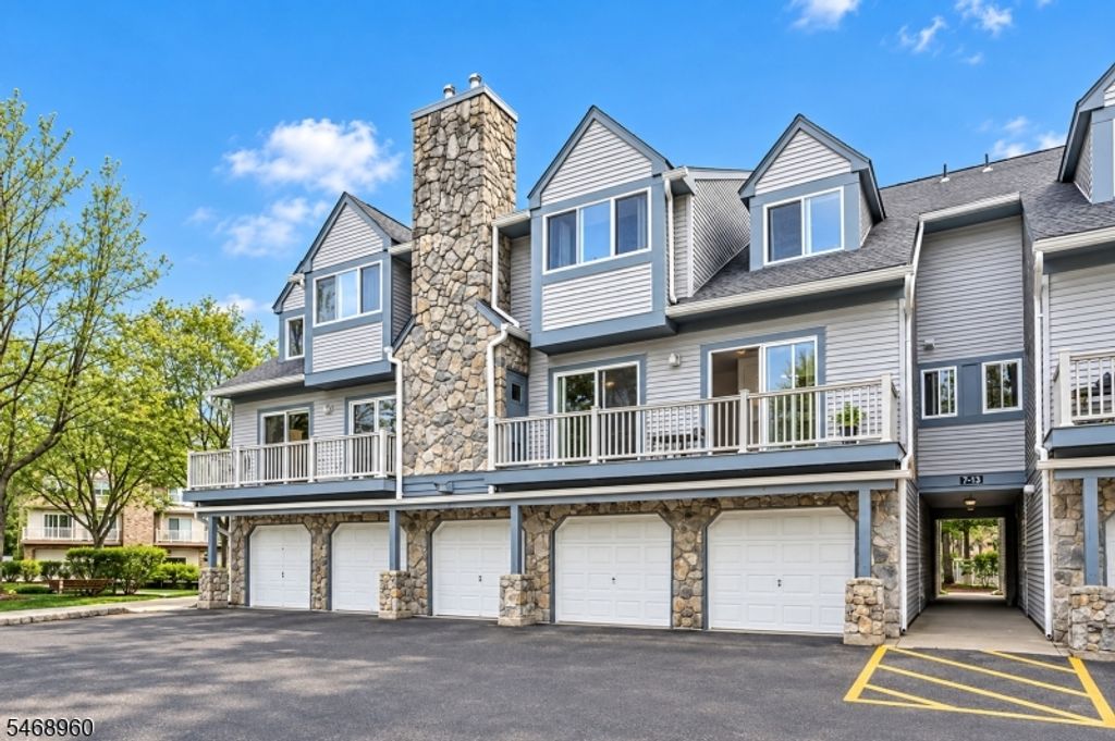 7 Garden Ct, Roxbury Twp., NJ 07876 — exterior