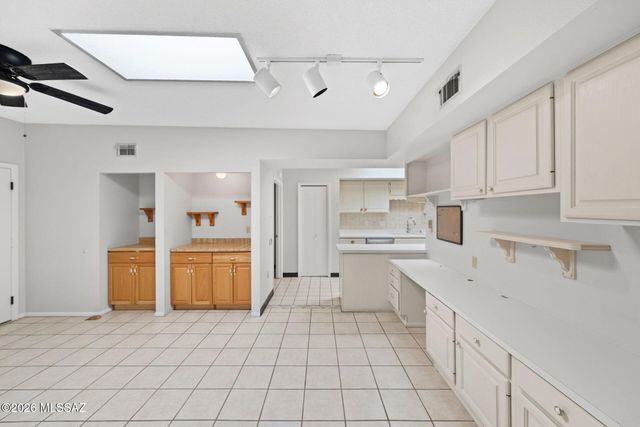 320 E Paseo Verde, Green Valley, AZ 85614