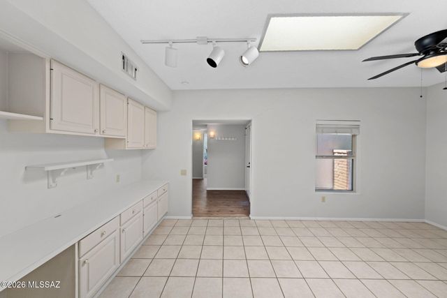 320 E Paseo Verde, Green Valley, AZ 85614