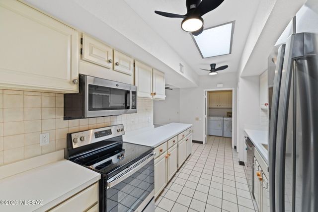 320 E Paseo Verde, Green Valley, AZ 85614