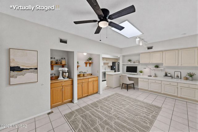 320 E Paseo Verde, Green Valley, AZ 85614