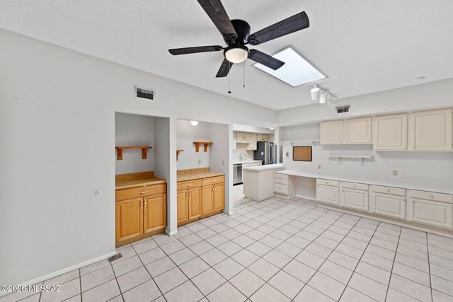 320 E Paseo Verde, Green Valley, AZ 85614