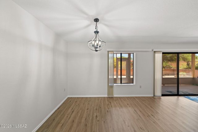 320 E Paseo Verde, Green Valley, AZ 85614
