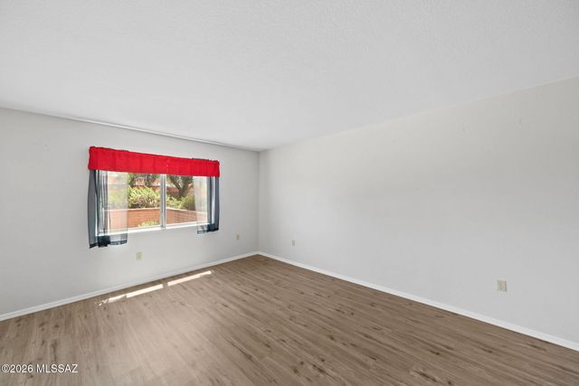 320 E Paseo Verde, Green Valley, AZ 85614