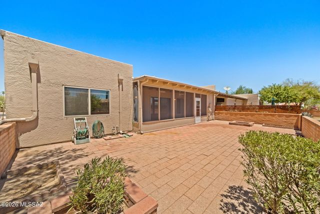 320 E Paseo Verde, Green Valley, AZ 85614
