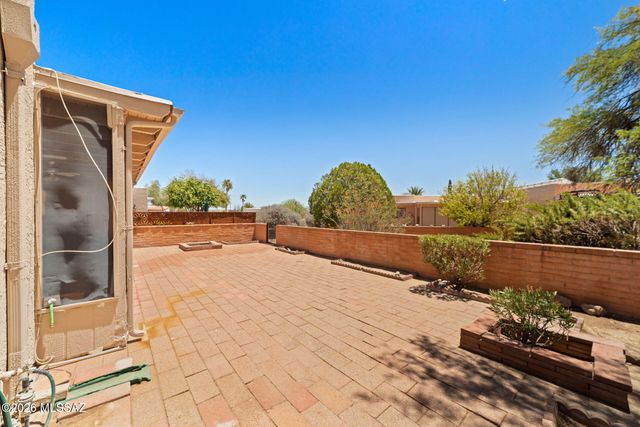 320 E Paseo Verde, Green Valley, AZ 85614