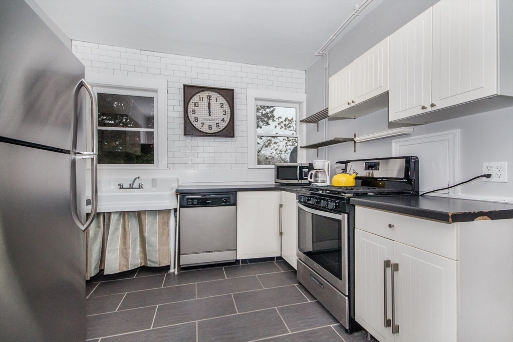 584 Centre Street 2, Boston, MA 01230