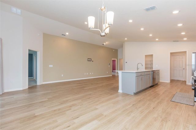 35171 CRESCENT CREEK DRIVE, Zephyrhills, FL 33541
