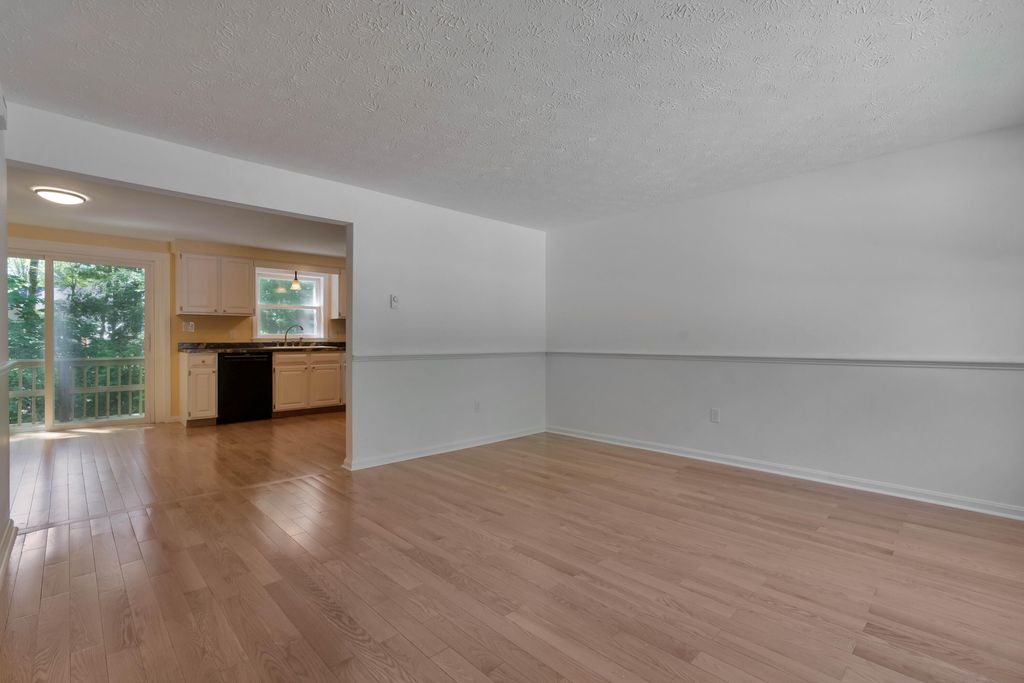 60 Brown Street 7, Kennebunk, ME 04043 — photo 2