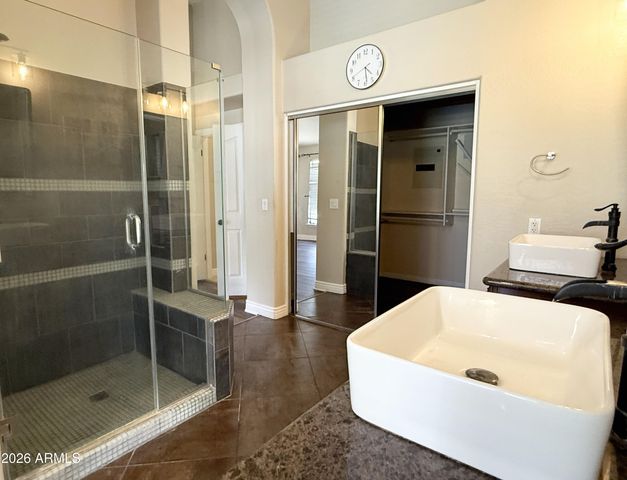 902 W Sherri Drive, Gilbert, AZ 85233