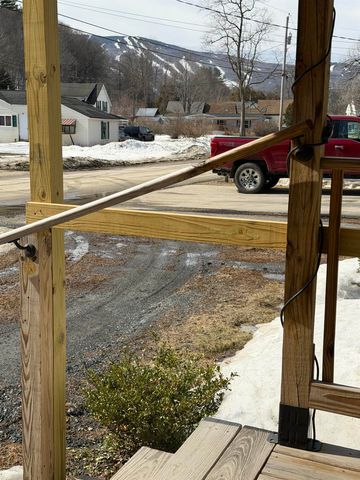 33 Pleasant Street Extension, Ludlow, VT 05149
