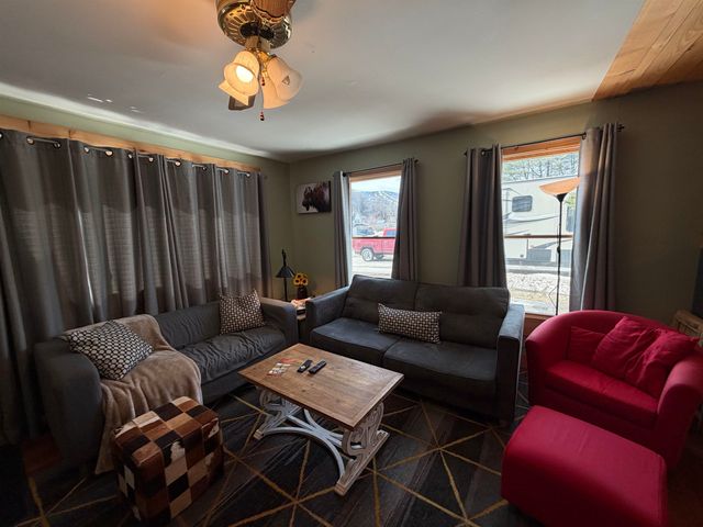 33 Pleasant Street Extension, Ludlow, VT 05149