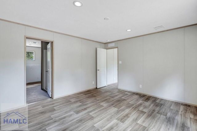 1270 Oak Street, Jesup, GA 31545