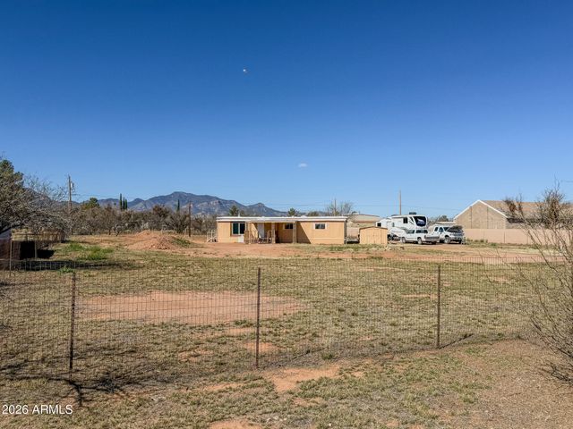 5254 S SANTA CLAUS Avenue, Sierra Vista, AZ 85650