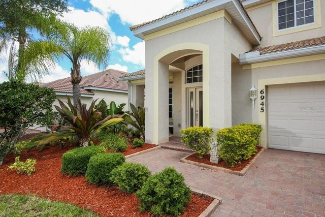 6945 74TH STREET CIRCLE E, Bradenton, FL 34203