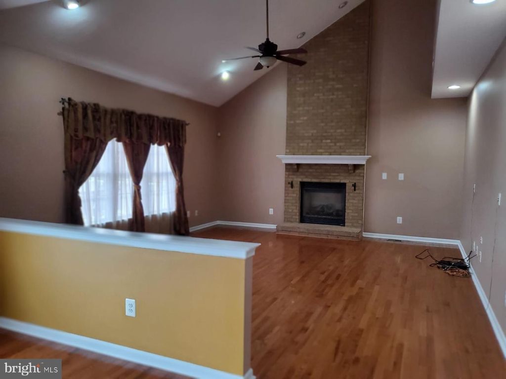 43871 HIBISCUS DR, Ashburn, VA 20147