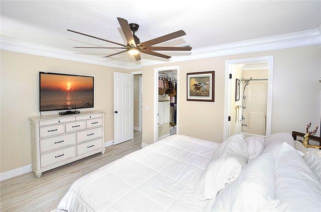 6075 7th Lane, Vero Beach, FL 32968