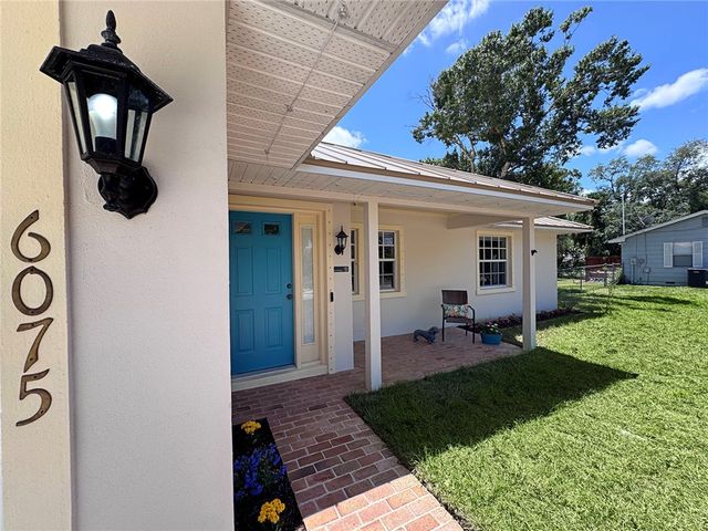 6075 7th Lane, Vero Beach, FL 32968