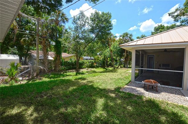 6075 7th Lane, Vero Beach, FL 32968