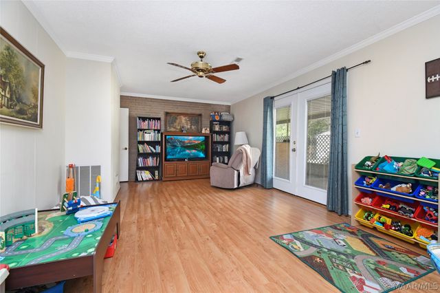 202 Elwyn Avenue, Clanton, AL 35045