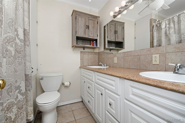 202 Elwyn Avenue, Clanton, AL 35045