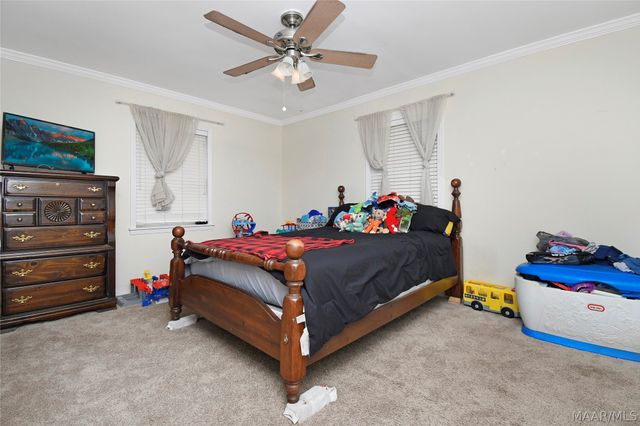 202 Elwyn Avenue, Clanton, AL 35045