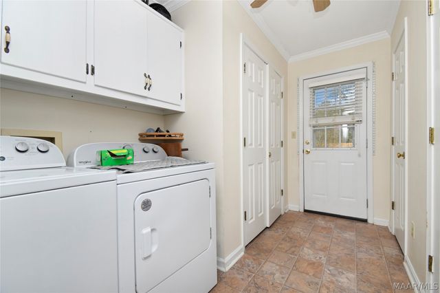 202 Elwyn Avenue, Clanton, AL 35045