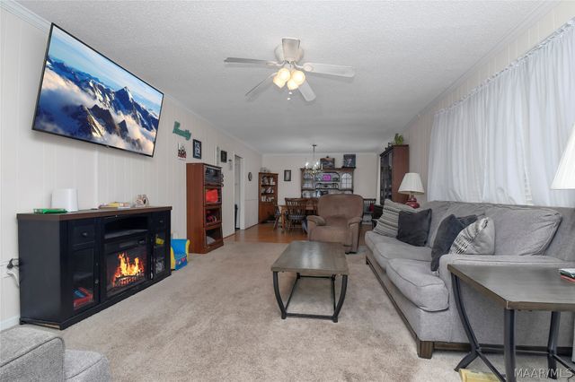 202 Elwyn Avenue, Clanton, AL 35045