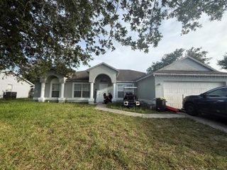 742 NW Bayard Avenue, Port St. Lucie, FL 34983