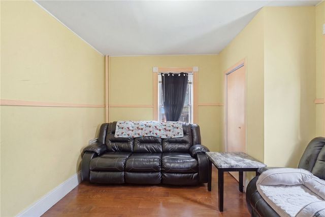 185 Vermont Avenue, Providence, RI 02905