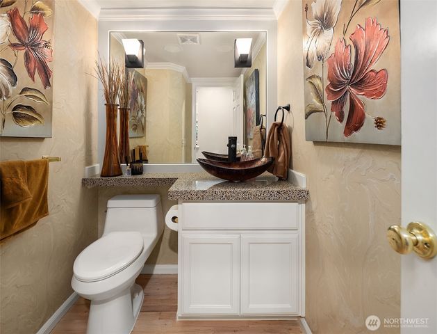 6056 Championship Court, Mukilteo, WA 98275