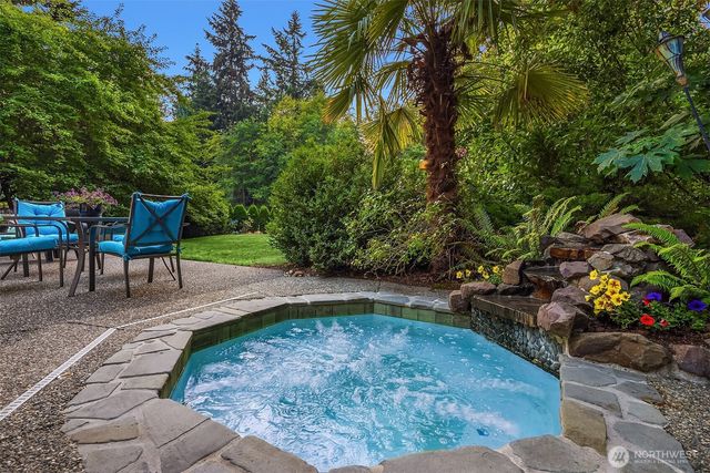 6056 Championship Court, Mukilteo, WA 98275