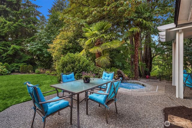 6056 Championship Court, Mukilteo, WA 98275