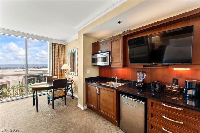 145 East Harmon Avenue 1104, Las Vegas, NV 89109