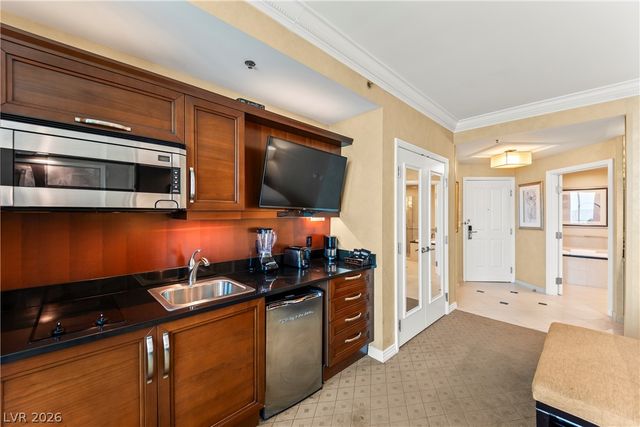 145 East Harmon Avenue 1104, Las Vegas, NV 89109