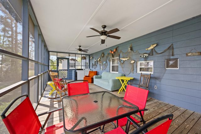 1386 Hobbs Drive, Summerton, SC 29148