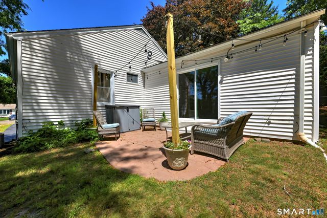 69 Bassett Road, North Haven, CT 06473