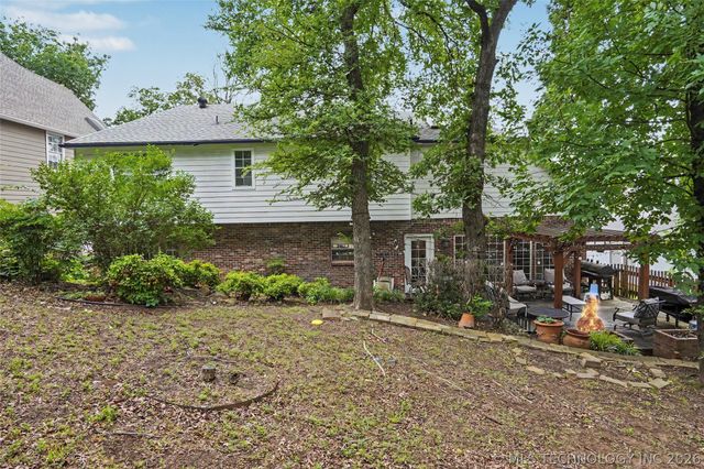 7013 S Sandusky Avenue, Tulsa, OK 74137